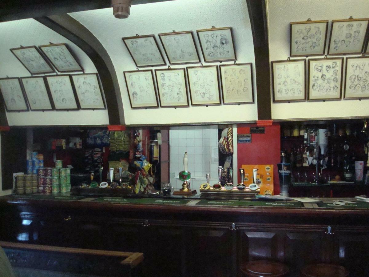 Glendower Hotel Goodwick 外观 照片